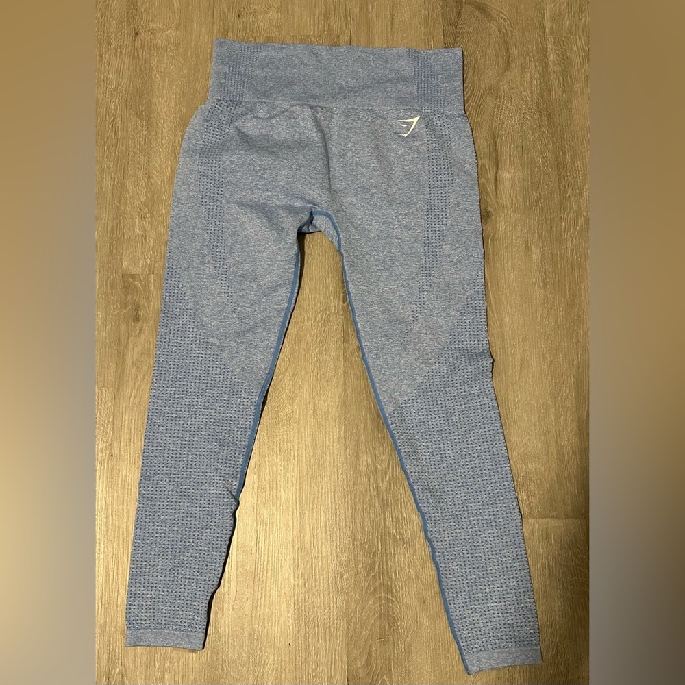Gymshark NWOT blue women’s leggings size large DRY leggings